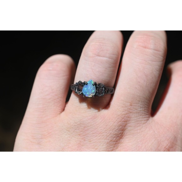 Iridescent Opal Centerpiece Ring - Multifaceted Side Stones - Unique Boho - Picture 7 of 10